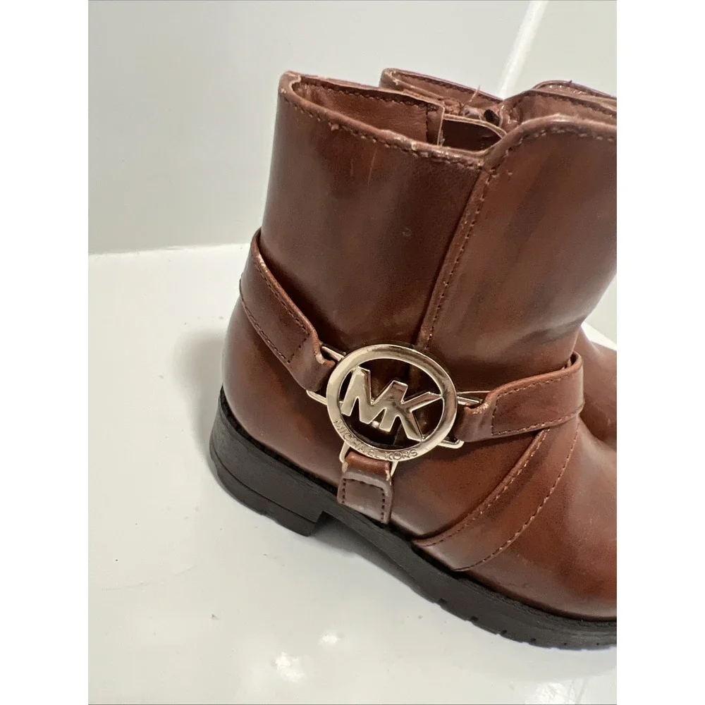micheal kors product pair